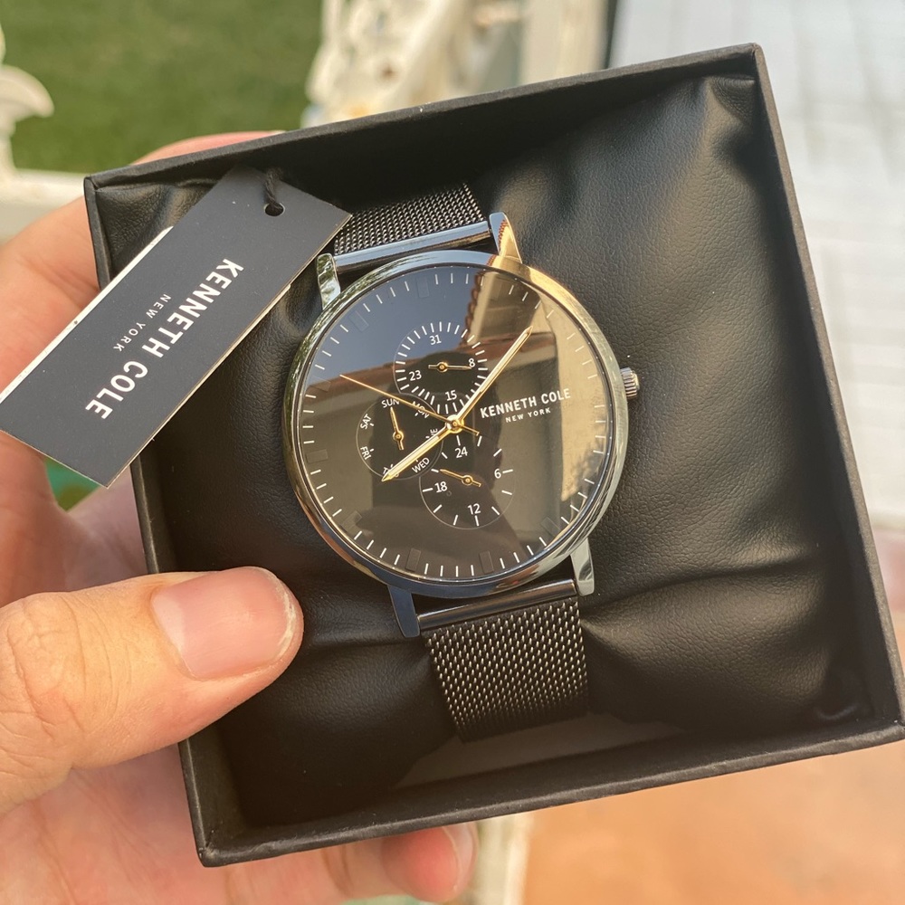 Kenneth Cole Watch Men’s Black Watch 42 MM